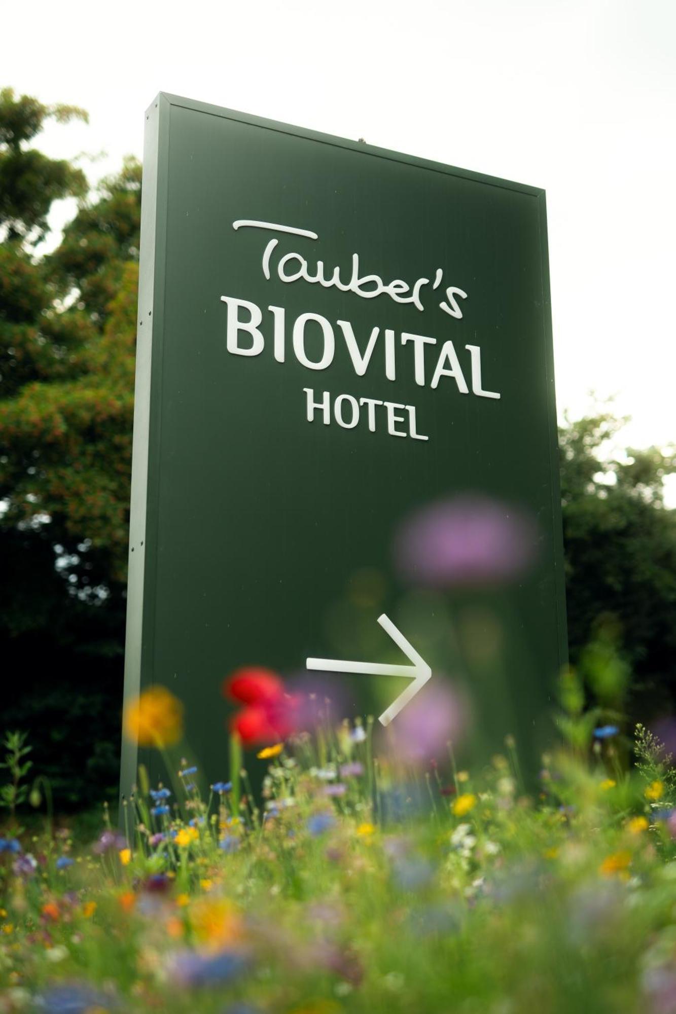 Taubers Bio Vitalhotel Kiens Eksteriør billede